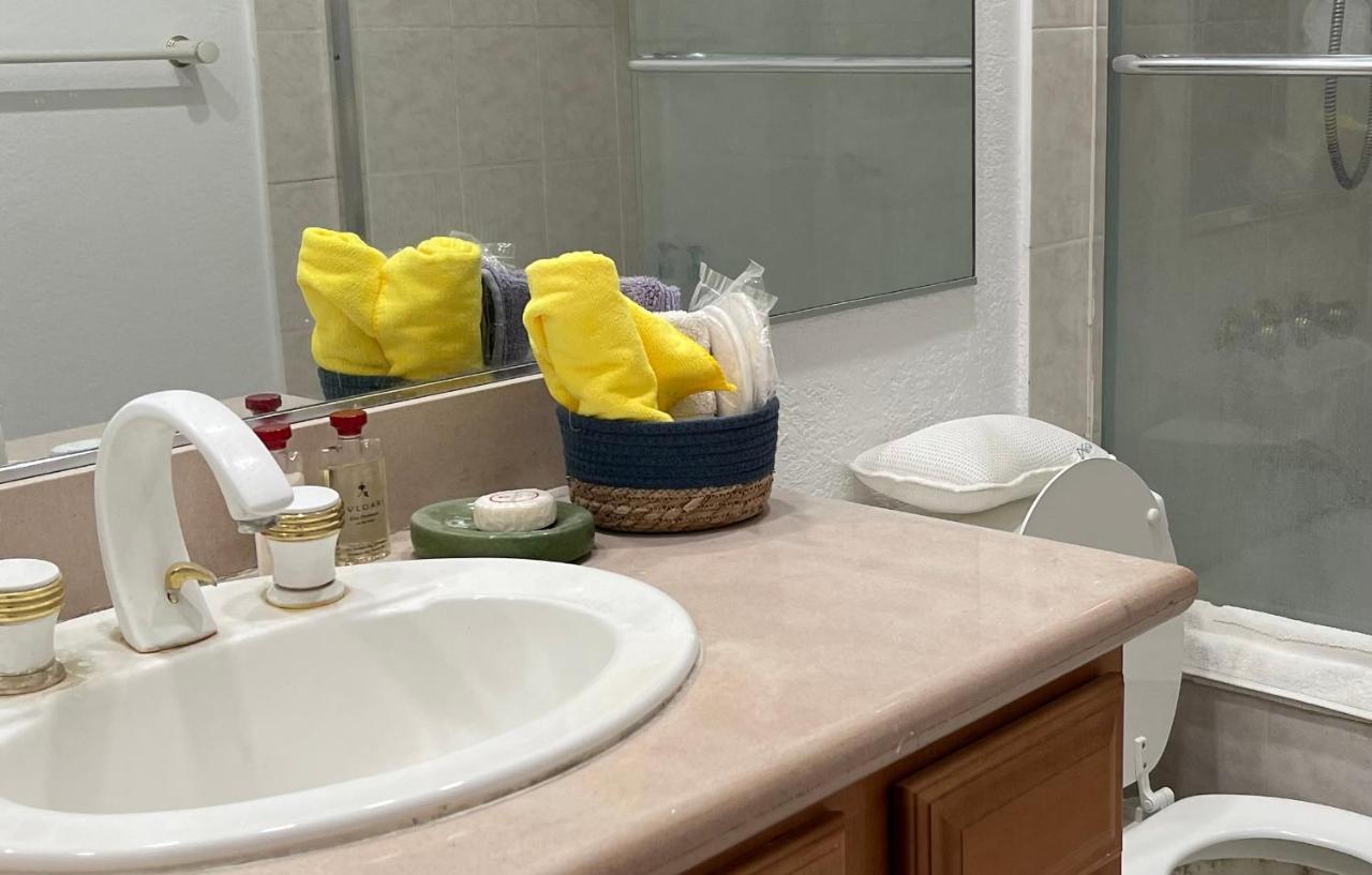 Ploy Apartamento Monterey Park Exterior foto
